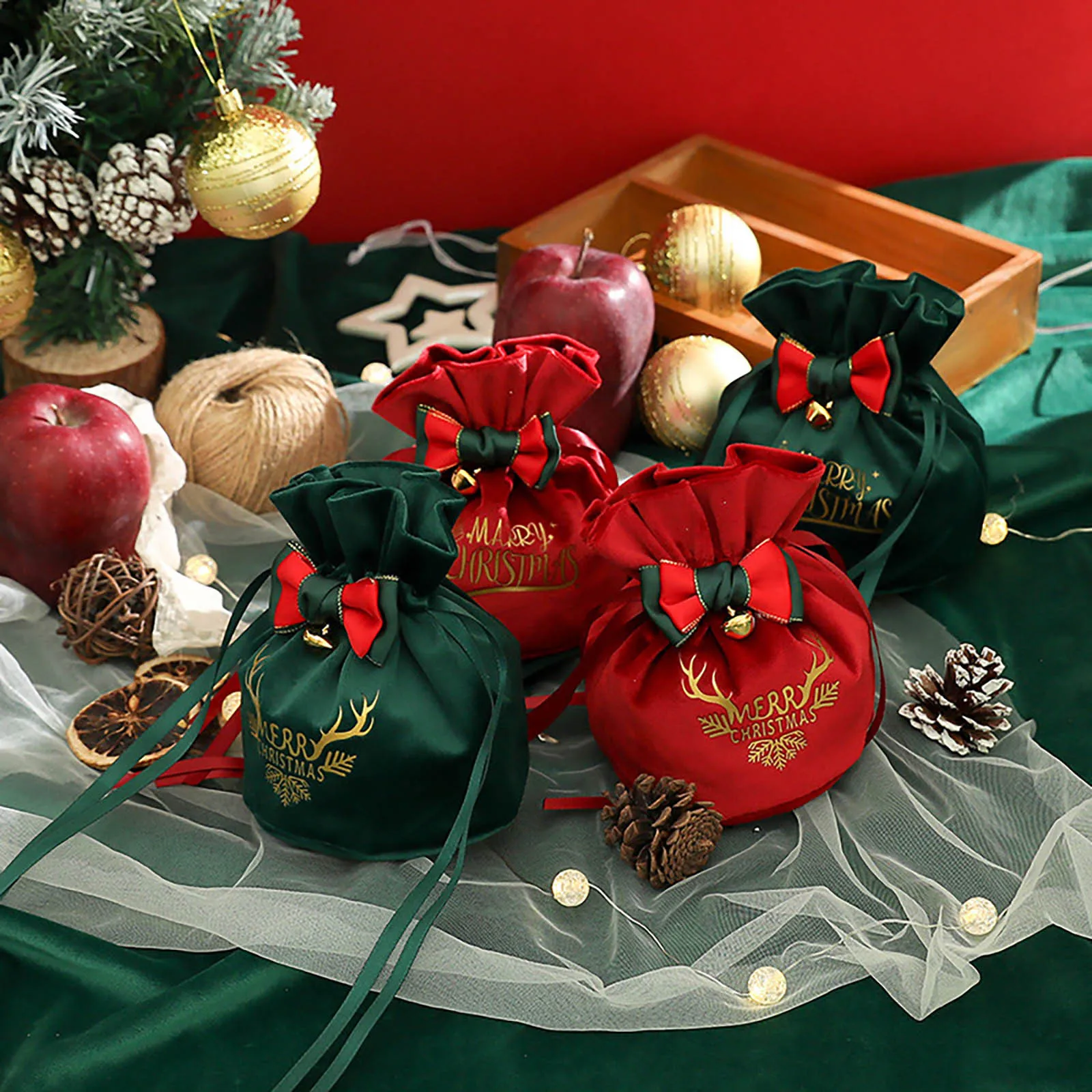 Коледна торбичка за бонбони с Елен, с Кадифени торбички Дядо Коледа, Чанта за съвсем малък, Коледна Декорация, Детски подарък, Подарък за Парти, Подарък за Нова Година 2024 . ' - ' . 3