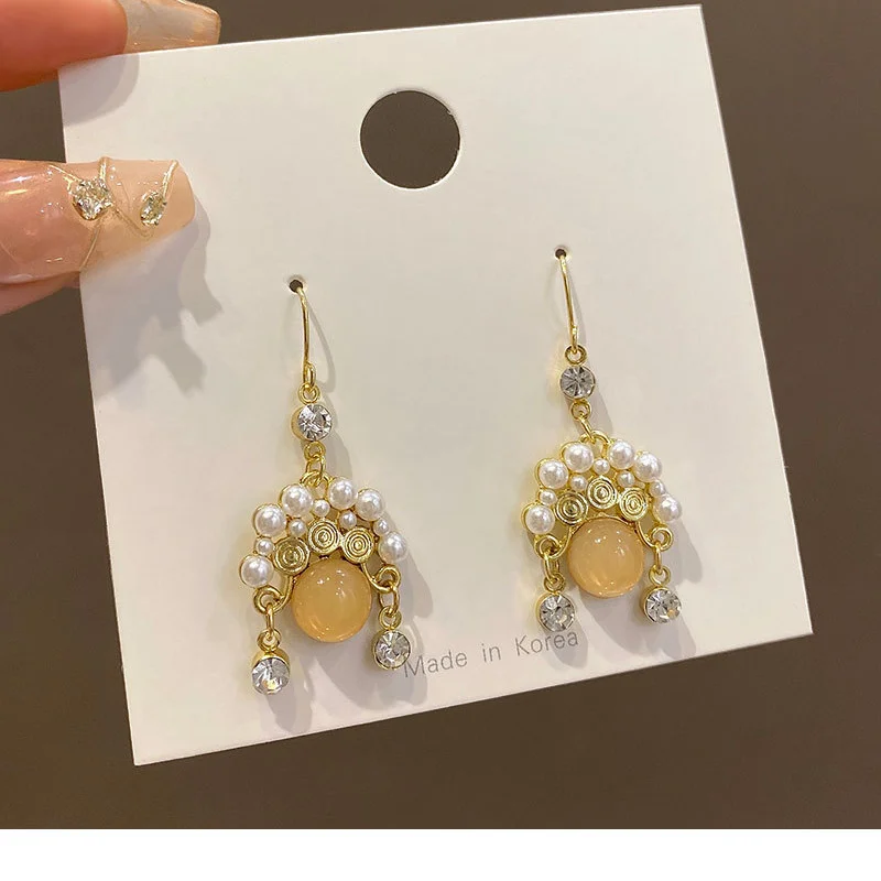 Корейски Модни бижута Златен цвят, Луксозни Обеци с имитация на перли, инкрустиран цирконием, Дамски висящи обеци, Аксесоари . ' - ' . 4