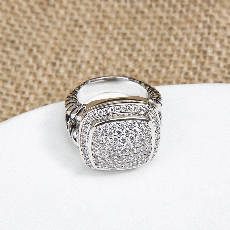 Дейвид Юрман, Пенливи пръстен с фианитом Диаметър 17 мм, с покритие от бяло злато, Персонални пръстен с обрат-дизайн . ' - ' . 2