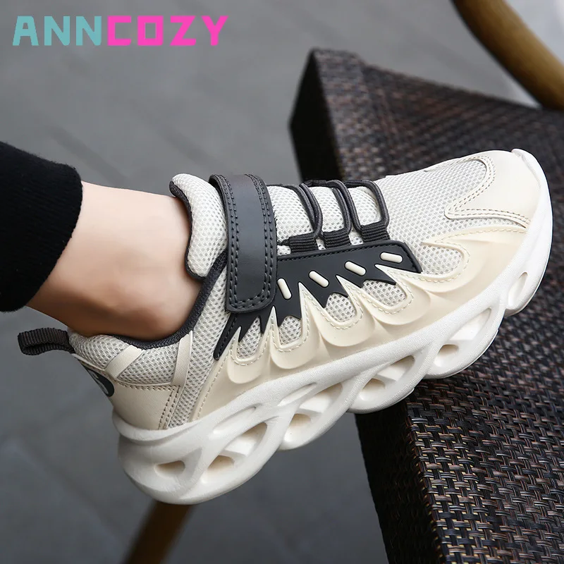 Детска Ежедневни спортни обувки за момчета 2023, през Пролетта Нов стил на Корейското издание, Гъвкави обувки за почивка с мека подметка и вентилационна мрежа за момичета . ' - ' . 2