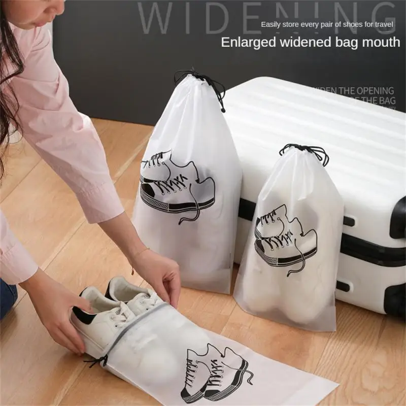 Домакински чанта за съхранение на обувки, водоустойчив преносима пътна множество запечатани пыленепроницаемая прозрачна чанта-органайзер за обувки . ' - ' . 0