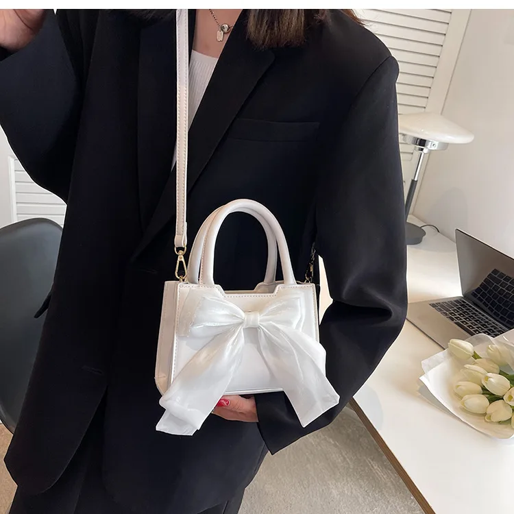 Лятна Нова Дамска чанта през рамо, Модерен скъпа Дамска чанта с папийонка, ежедневна чанта на рамото . ' - ' . 3