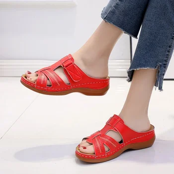 Дамски джапанки от неравности на дебела подметка на наклонени ток 2023, летни ежедневни сандали на един крак, женски райета сандали на наклонени ток