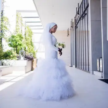 Дантелено на Пакистанското Сватбена рокля на най-новия дизайн на африканския стил с блестящи Къдри и дълги ръкави