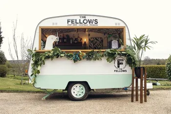 Камиони за превоз на пуканки и сладолед в стандартите на САЩ въздушния поток Catering Trailer Van Пицария, Кафе-бар, Градинска количка за продажба на топла храна за Европа