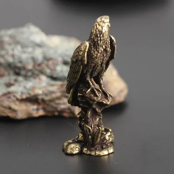 Латунная статуя на орел, миниатюрна скулптура, украшение, медни антични изделия за ръчна работа, фигурки за украса на интериора, аксесоари за дома