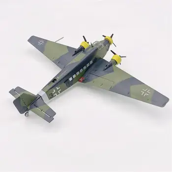 Моделиране на самолета 1/144 Модел изтребител