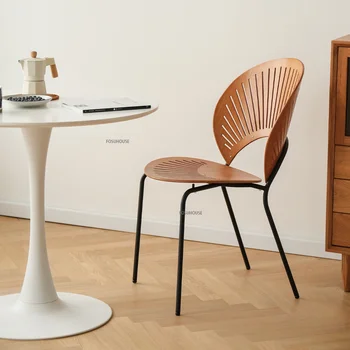 Скандинавски ретро Дървен стол във формата на миди, Мебели за къщи на Знаменитости, маса за Хранене, стол Ins Sun, Датски Дизайнерски Стол за грим от ковано желязо с раковина