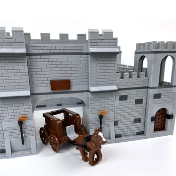 Средновековни военни строителни блокове на MOC, комплекти за древния град, Врата, стена, Треньорът на Превозното средство, Тухли, играчки, Съвместими с LEGO
